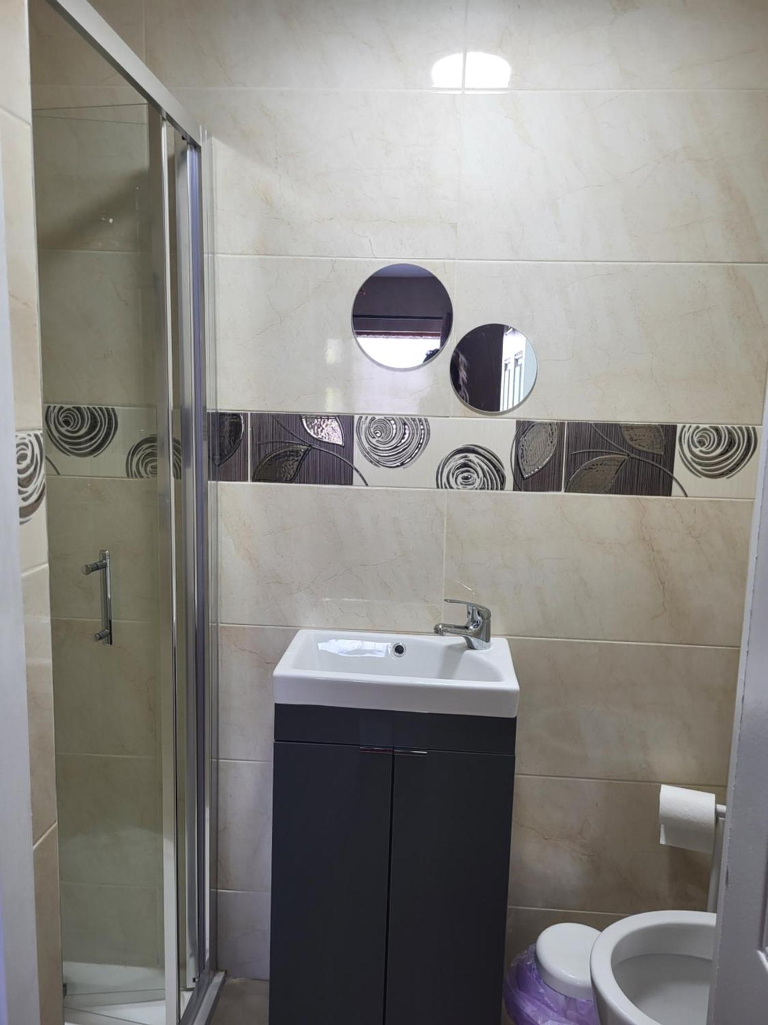 Bluebell Apartment Sleeps 7 Only Let As Whole Apartment Blennerville Экстерьер фото